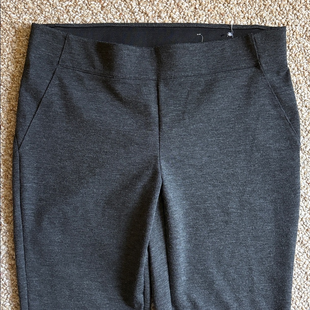 🐿️ Simply Vera Vera Wang  Charcoal Gray Pull On Women’s Pants Size Small